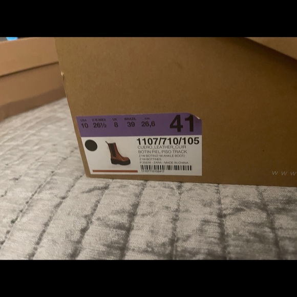 Leather boots - Picture 5 of 7